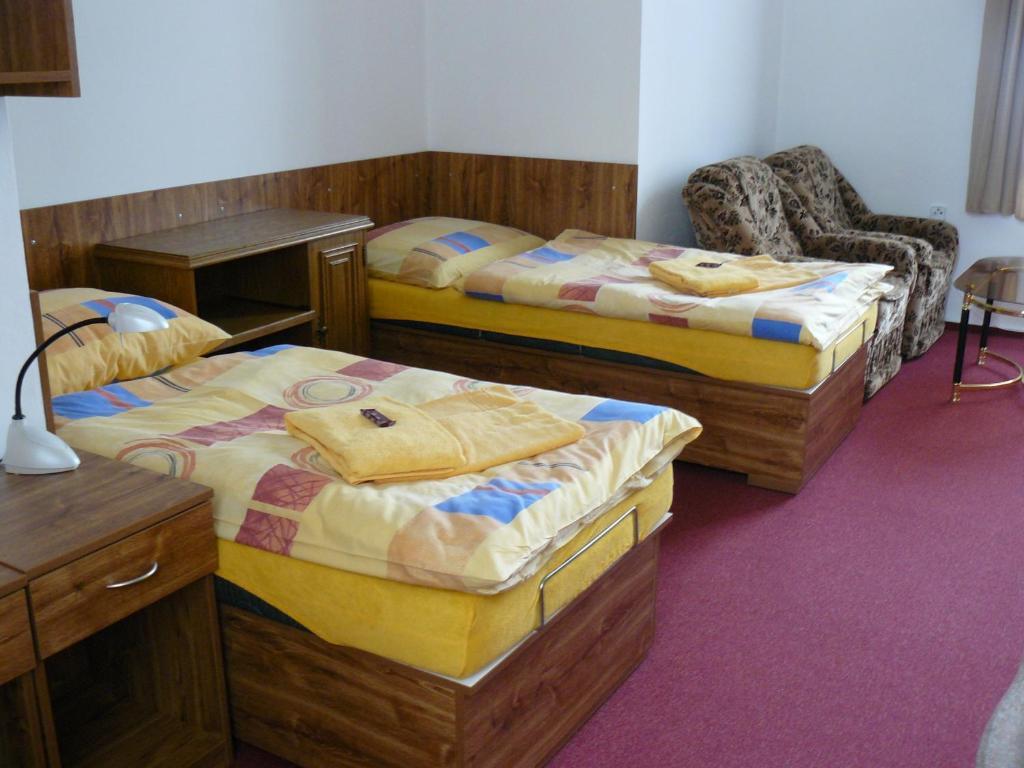 Koleje Zamecek Hotel Lednice Room photo